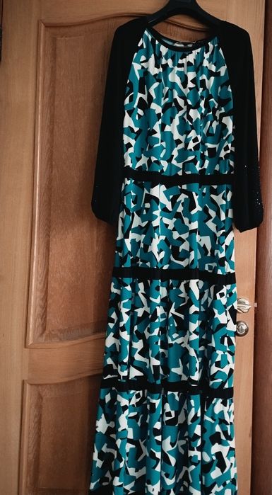 Продам платье, очень красивое