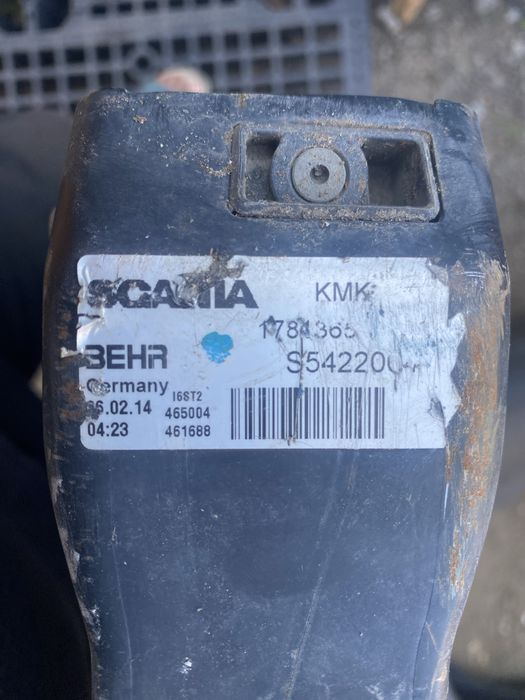 продам радиатор оригенал скания