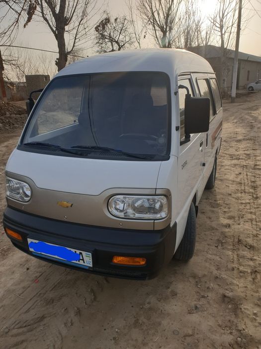 Damas        sotiladi