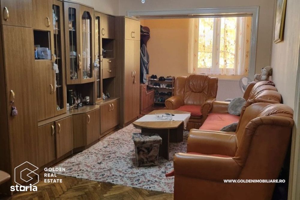 Apartament 3 camere din cărămidă, zona Intim, localitatea Lipova