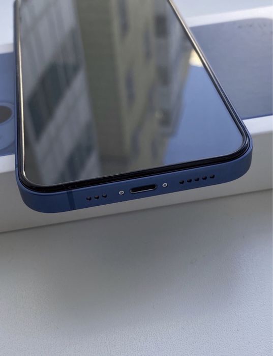 Продам iphone 13