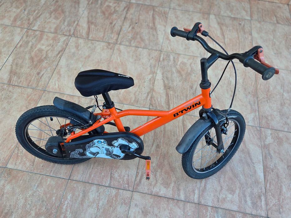 Bicicleta copii, B Twin, cumparata de la Decathlon.