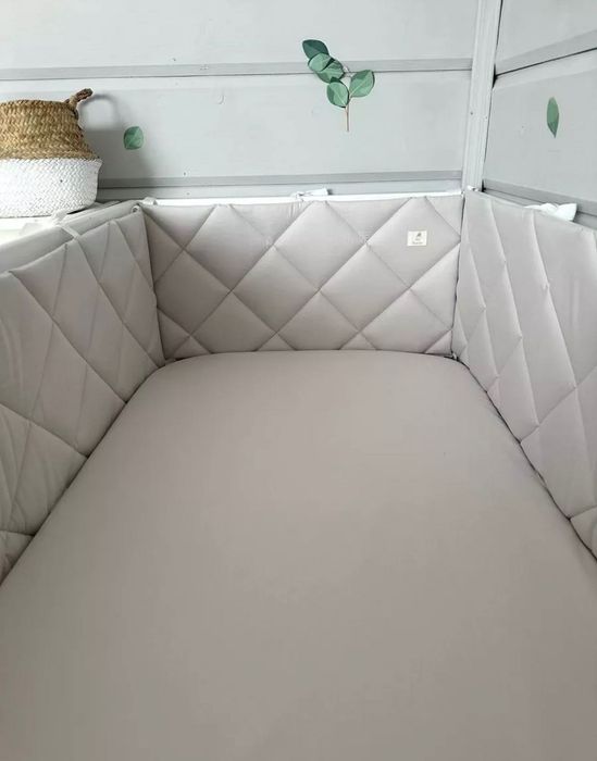 Бортики мягкие на детскую кроватку