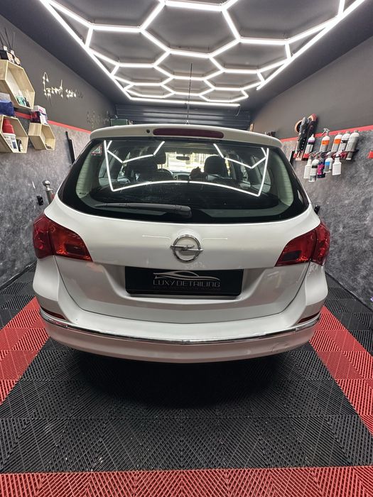 Opel Astra J 1.4 Turbo LPG