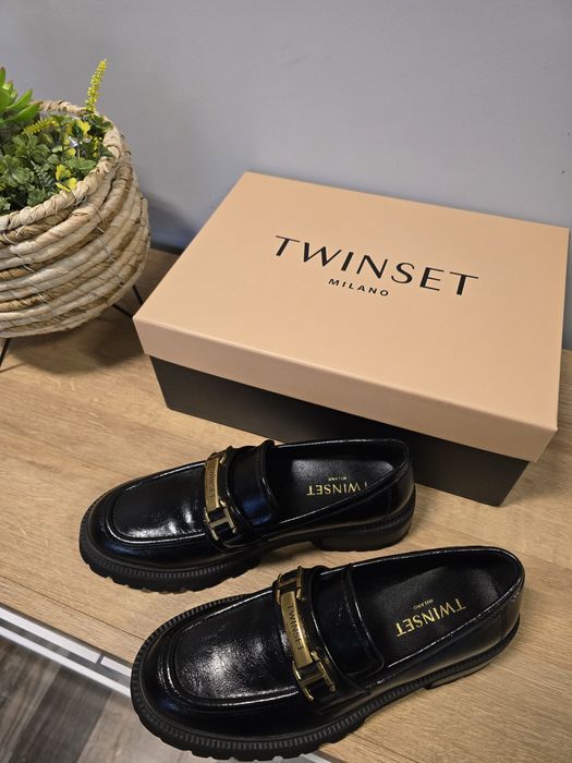 Лоуфъри,кецове  Twinset 36 номер