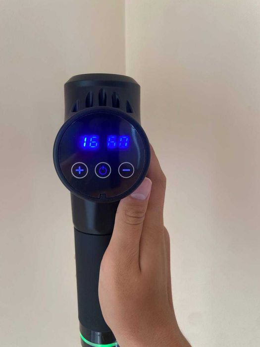 Массажер пистолет