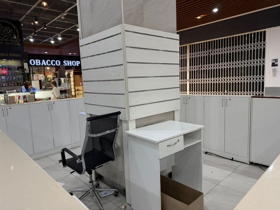 Продам Торговые ветрины