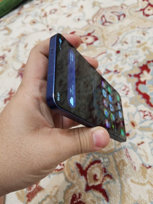 Самсунг С25. Флагман. На 128гб