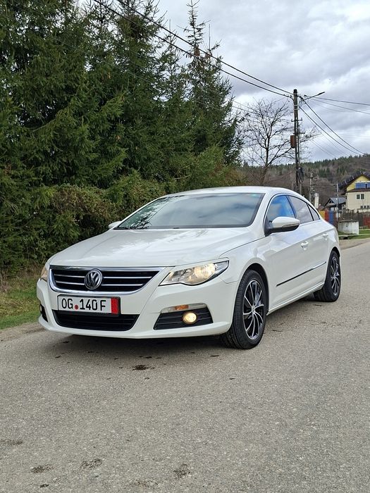 VOLKSWAGEN Passat CC