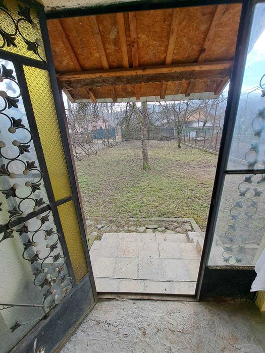 Casa si Teren mare de VANZARE langa Primarie