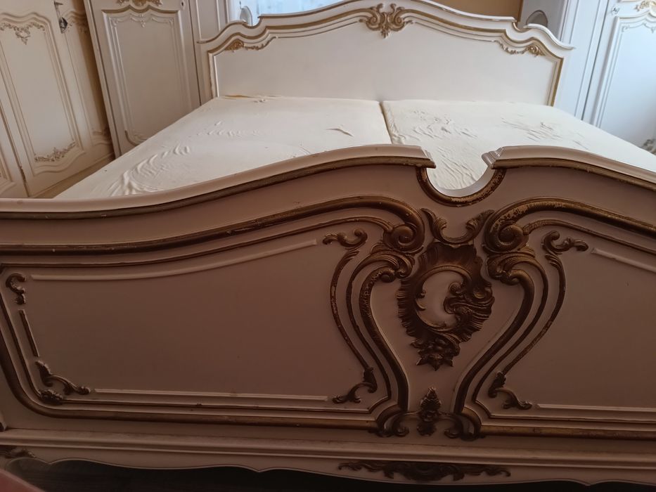 dormitor venețian cu arcadă alb lucios  , BONUS UN DULAP ÎN 6 UȘI