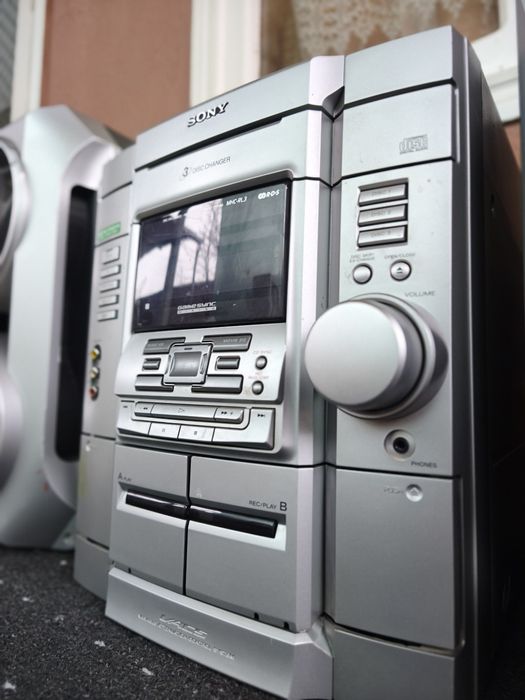 Sony музикални сентр