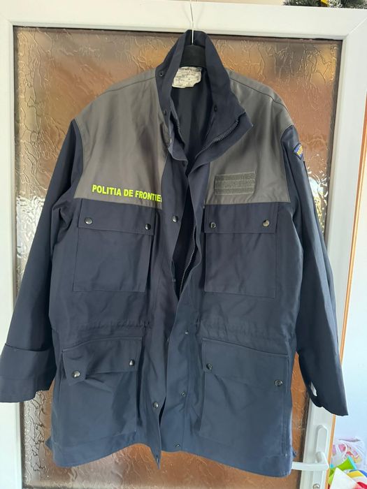 Ținuta politia de frontiera
