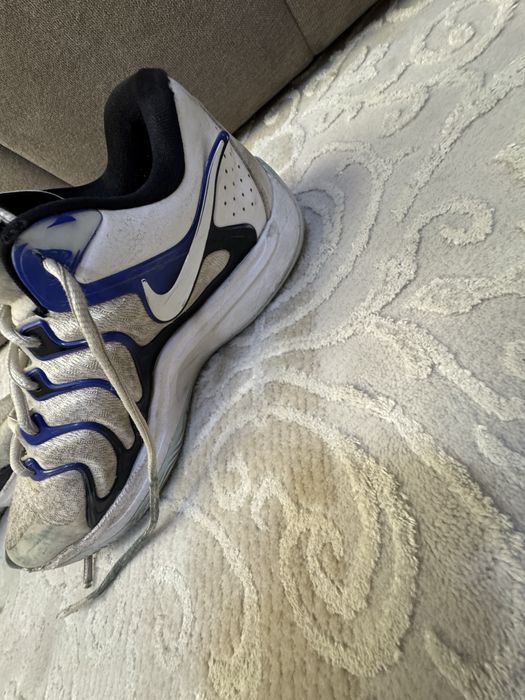 Баскетбольные кроссовки NIKE KD17