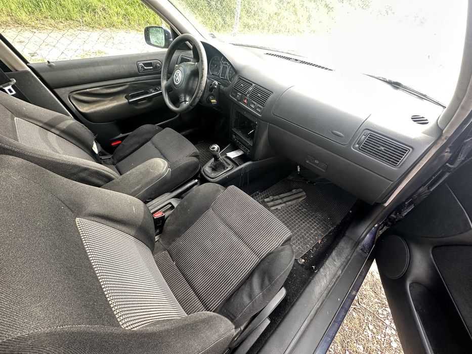 VW Golf 4 на части