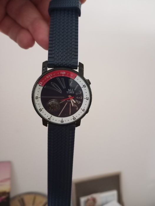 Дамски часовник компас