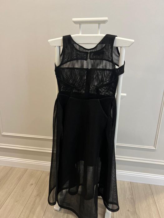 Платье в сетку черное