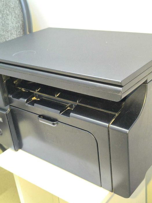 принтер HP LaserJet M1132 MFP