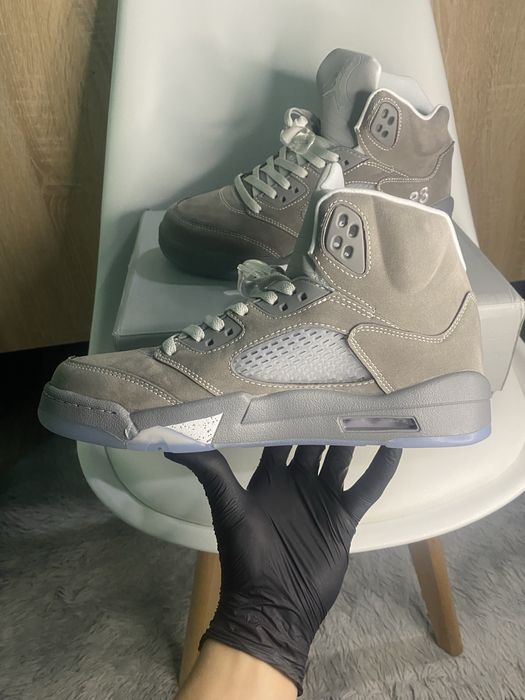 Air jordan 5 Retro “Wolf Grey”