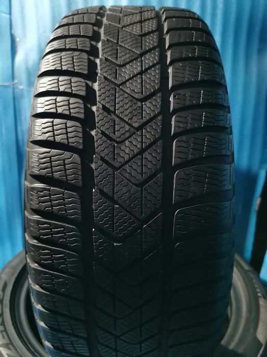 225/45 R18 - 255/40 R18 - pirelli runflat m+s 4 bucati
