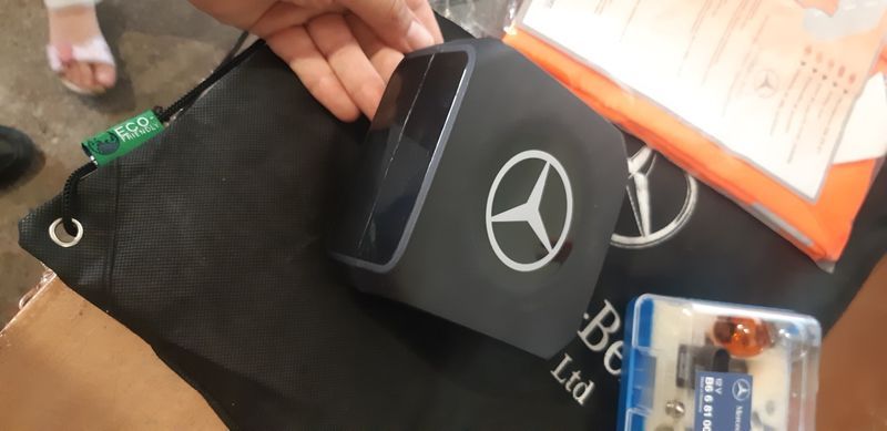 Мерцедес резервен комплект бушони крушки Оригинални!