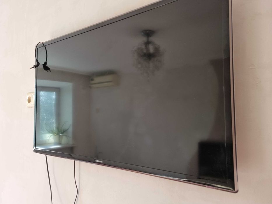Телевизор Самсунг LED