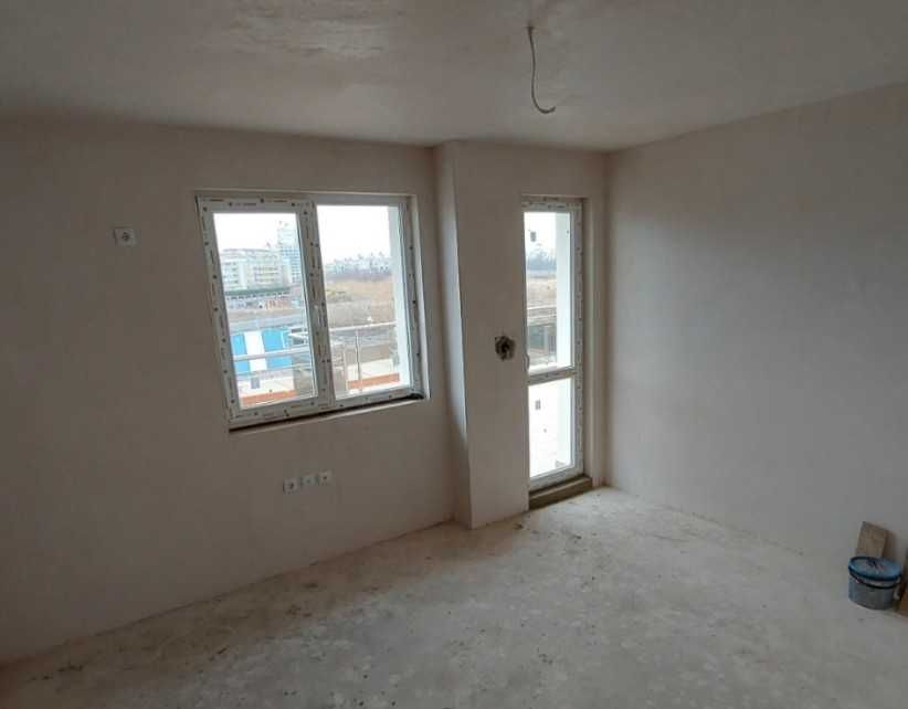 Предлагаме еднофамилни къщи в град Поморие