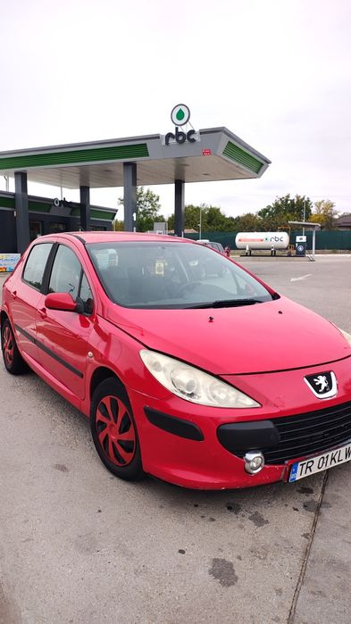 PEUGEOT 307