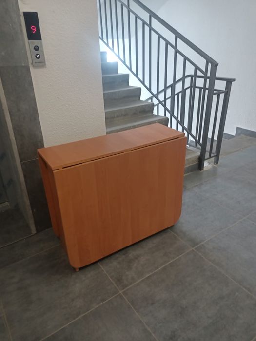 Продам стол-книжка