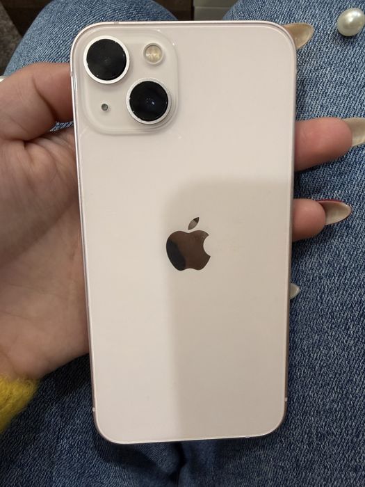 Iphone 13 розов, без проблеми