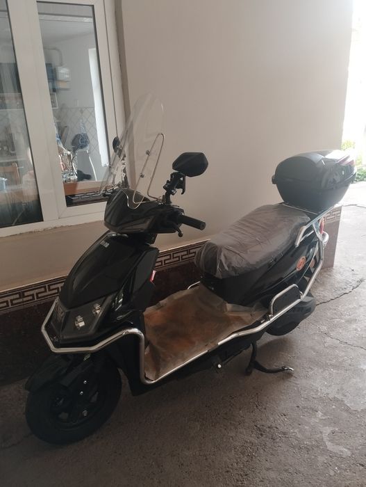 Срочно продам электроскутер