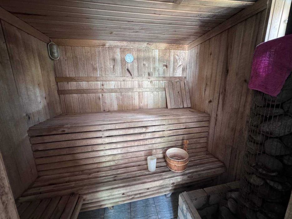 Образцовый дом на Геофизике 6 сот, бассейн, сауна, фасад 18, гл 33,5 =