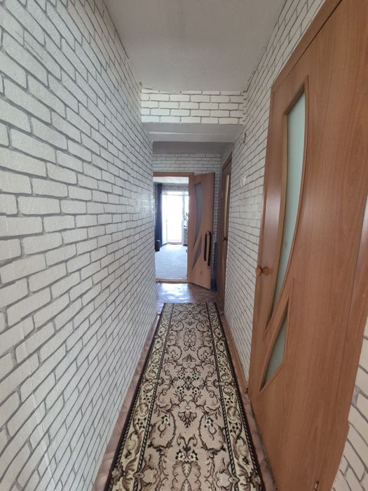 Екі бөлмелі үи сатылады
