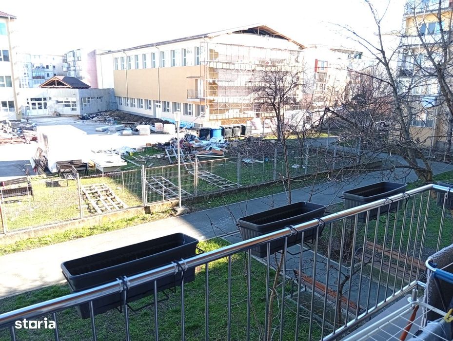 Apartament 3 camere de vanzare in Micalaca 500