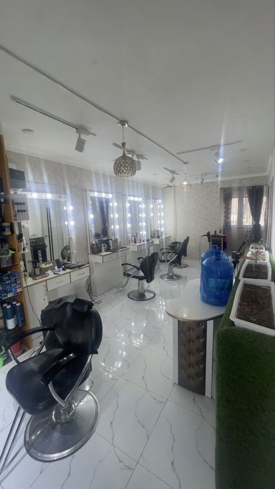 Noturar joy sotiladi mulkal hokimyat oldidagi galerinni dom 1 etaji