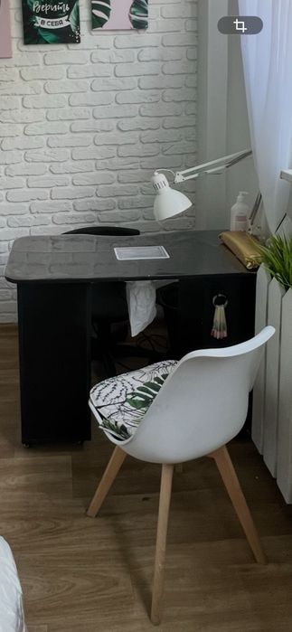 Стол маникюрный черный