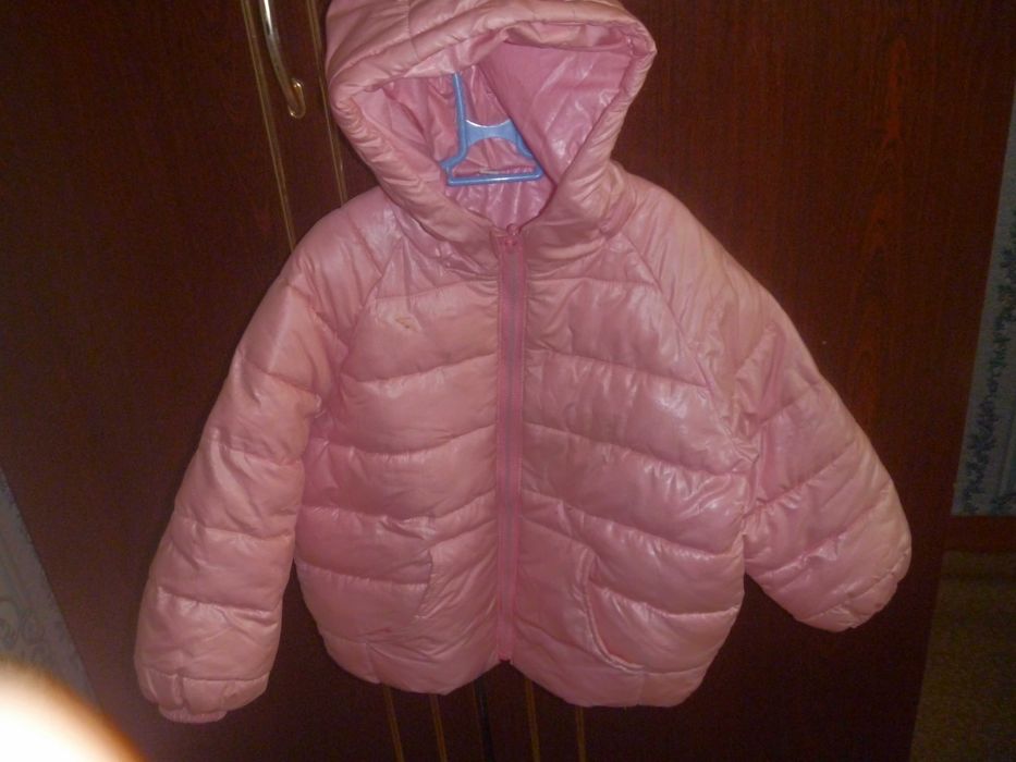 куртка осенняя для девочки 5-6 лет