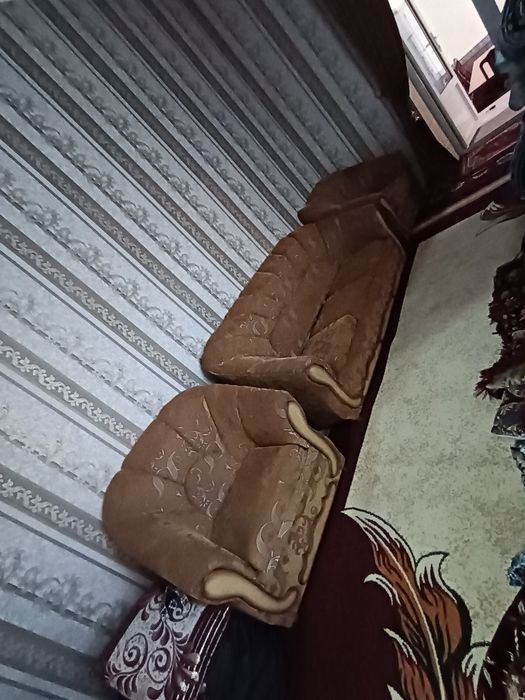MEBEL Stol stul i bonus shkaf kórpacha