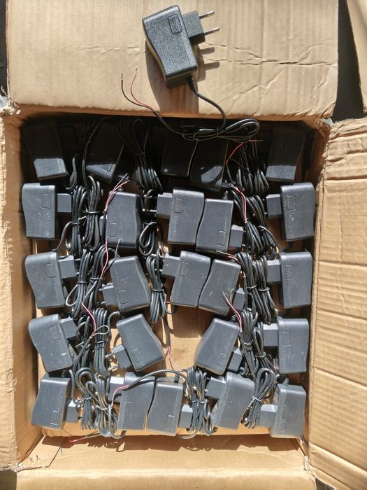Продам Блок/Зарядка /Адаптер  питания 5v -08A