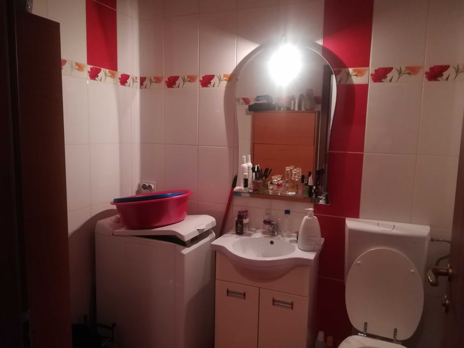 Vand apartament 3 camere in Floresti zona Muzeul Apei