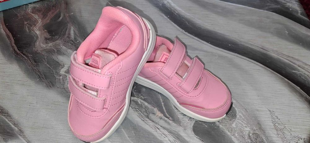 Детски нови маратонки