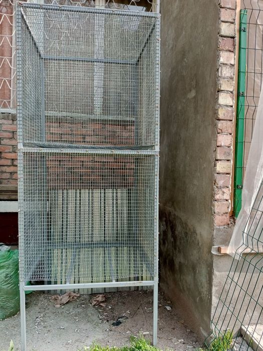 Продаëтся клетка валер