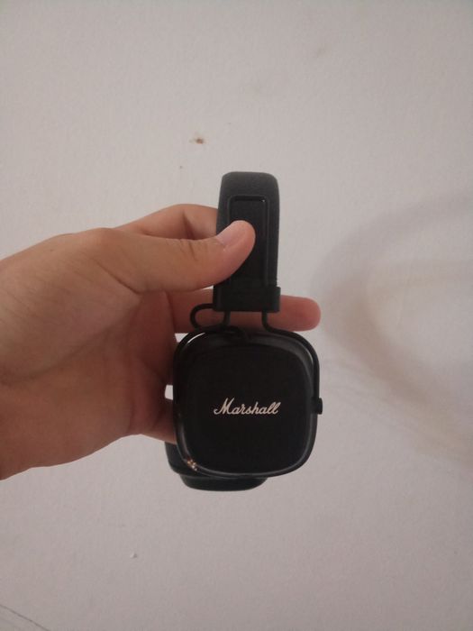 Marshall4             .
