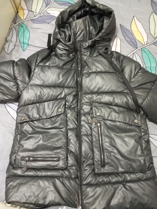 Kurtka qalin jenskiy