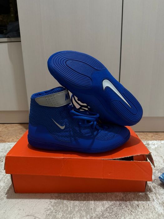 Nikе INFLICT новый почти