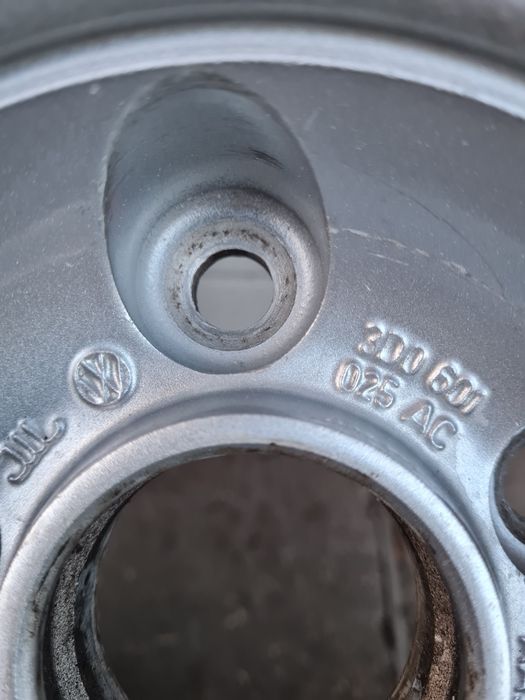 Оригинални джанти за ФОЛКСВАГЕН VW R17 5x112 ET40 7.5J