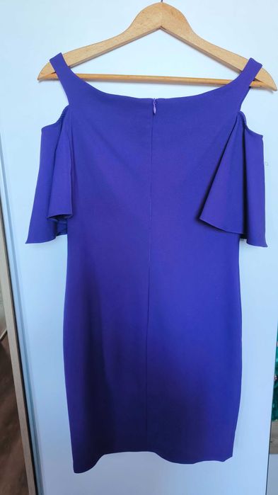 Елегантни дамски рокли