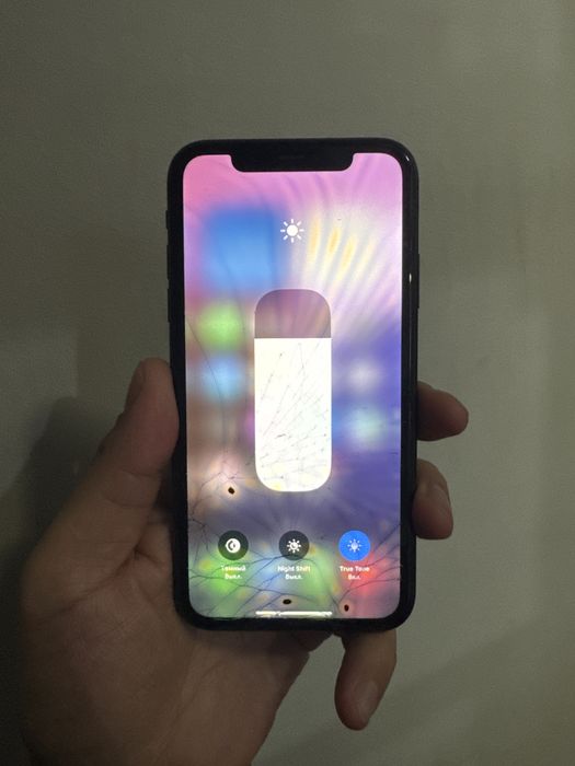 Iphone 11 black 64 gb