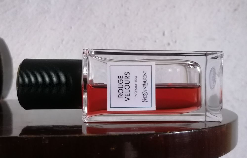 Parfum Rouge Velours