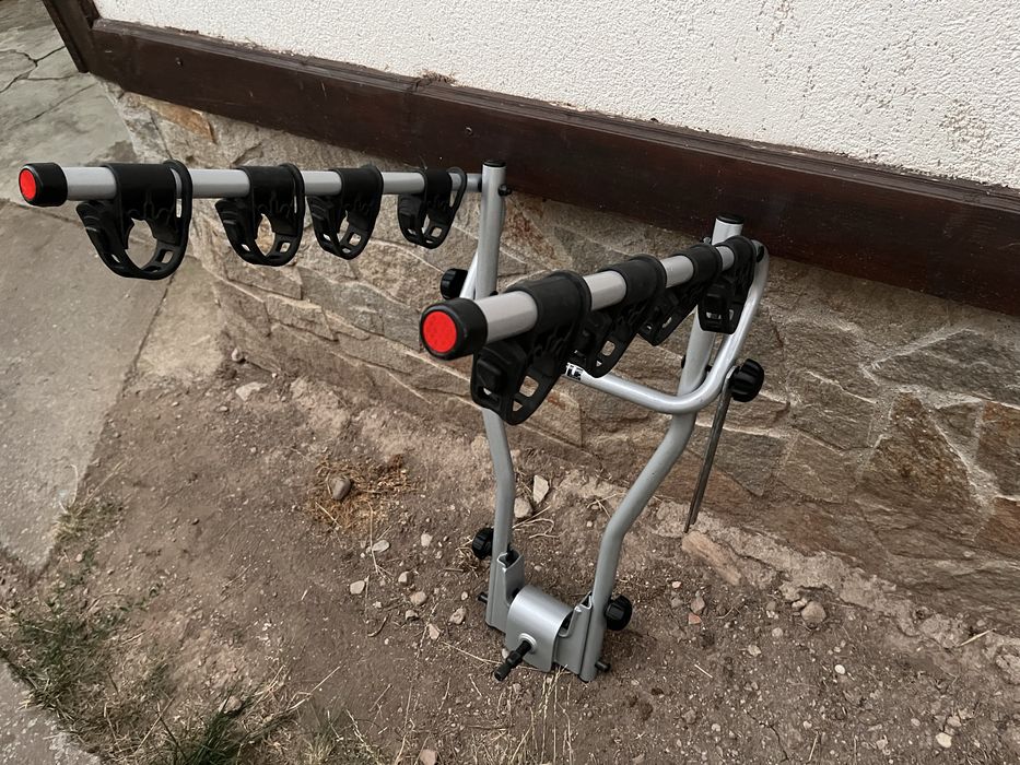 Багажник Thule HangOn + Thule lightboard